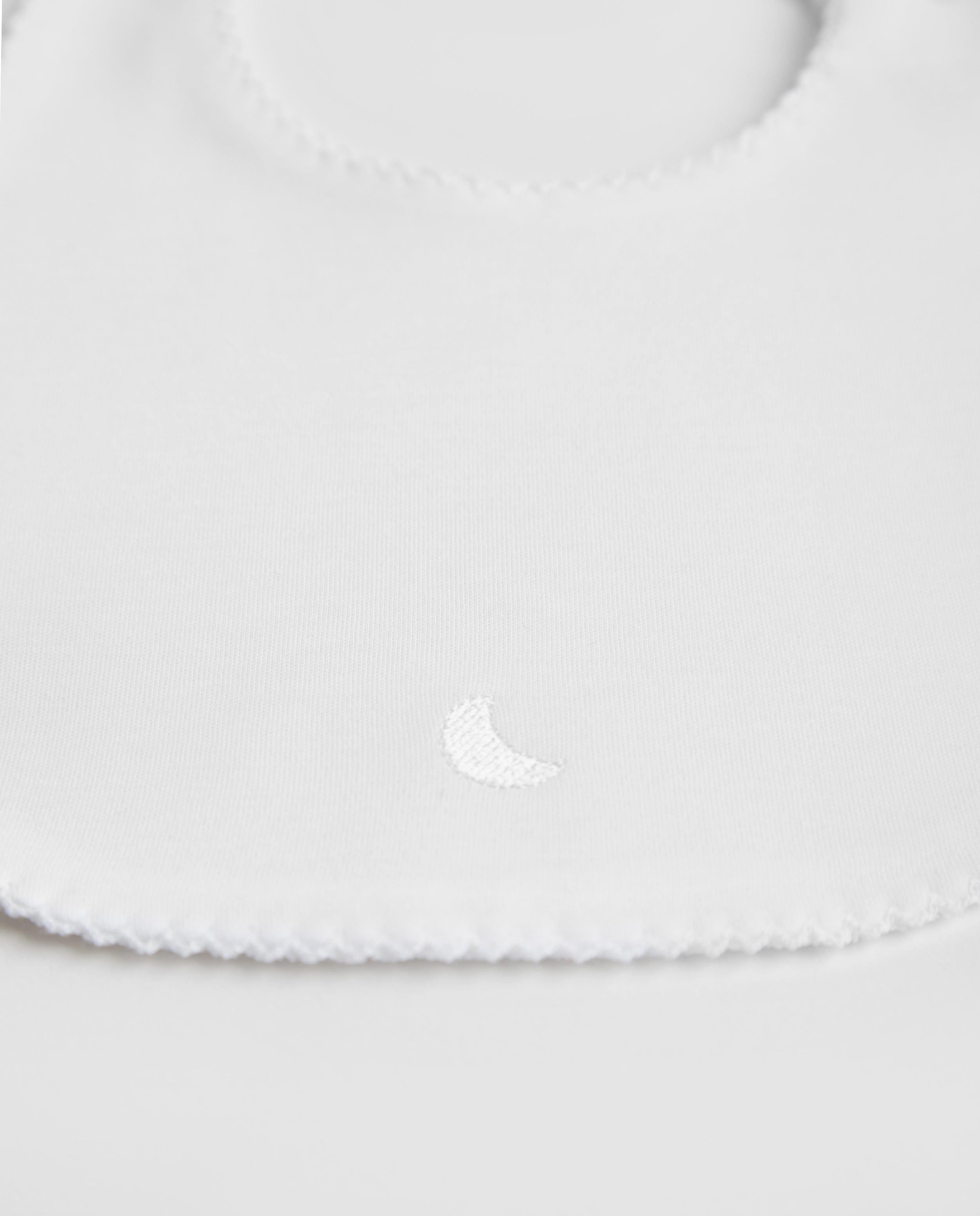 White Bib
