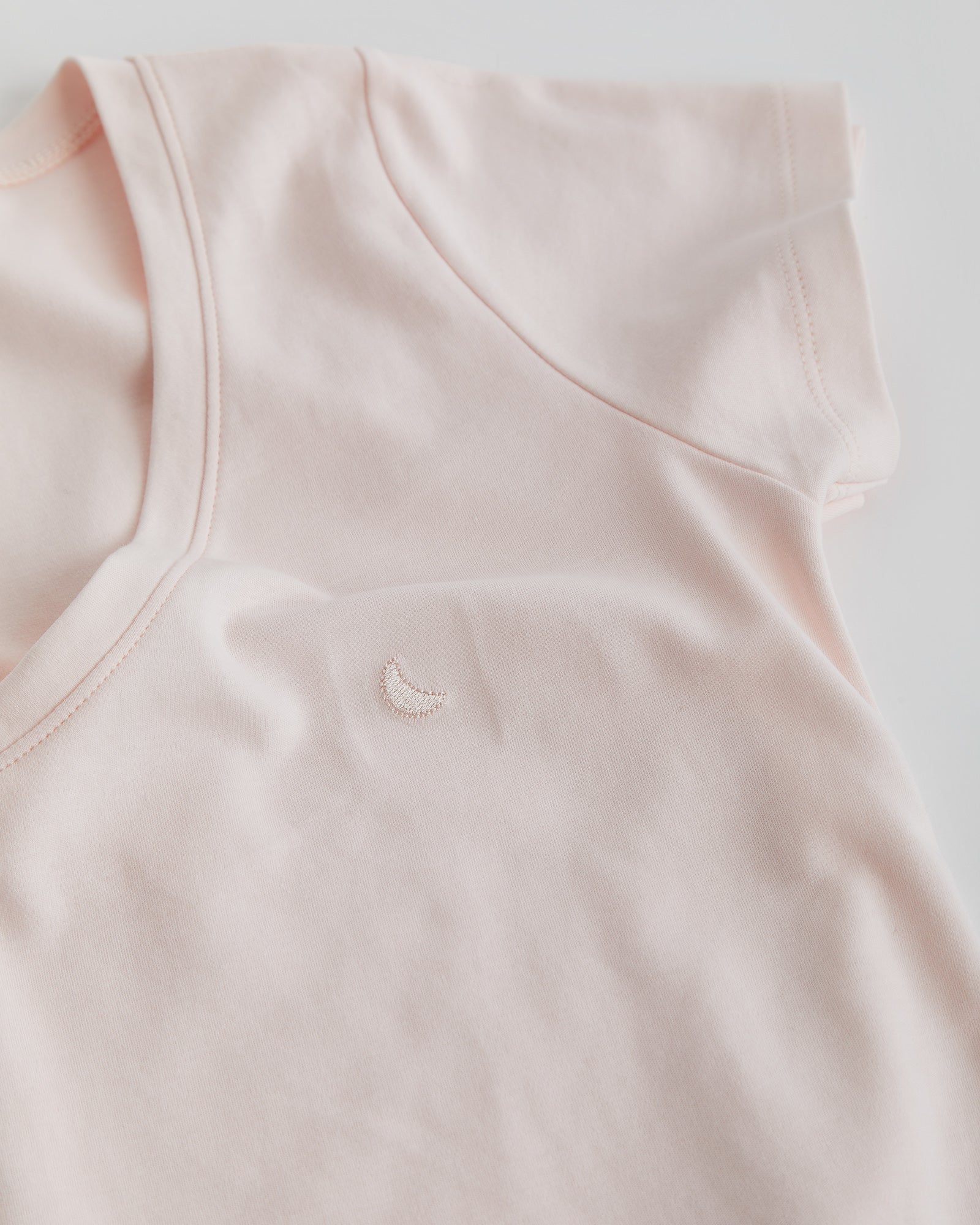 Pyjama court fleuri pour femme