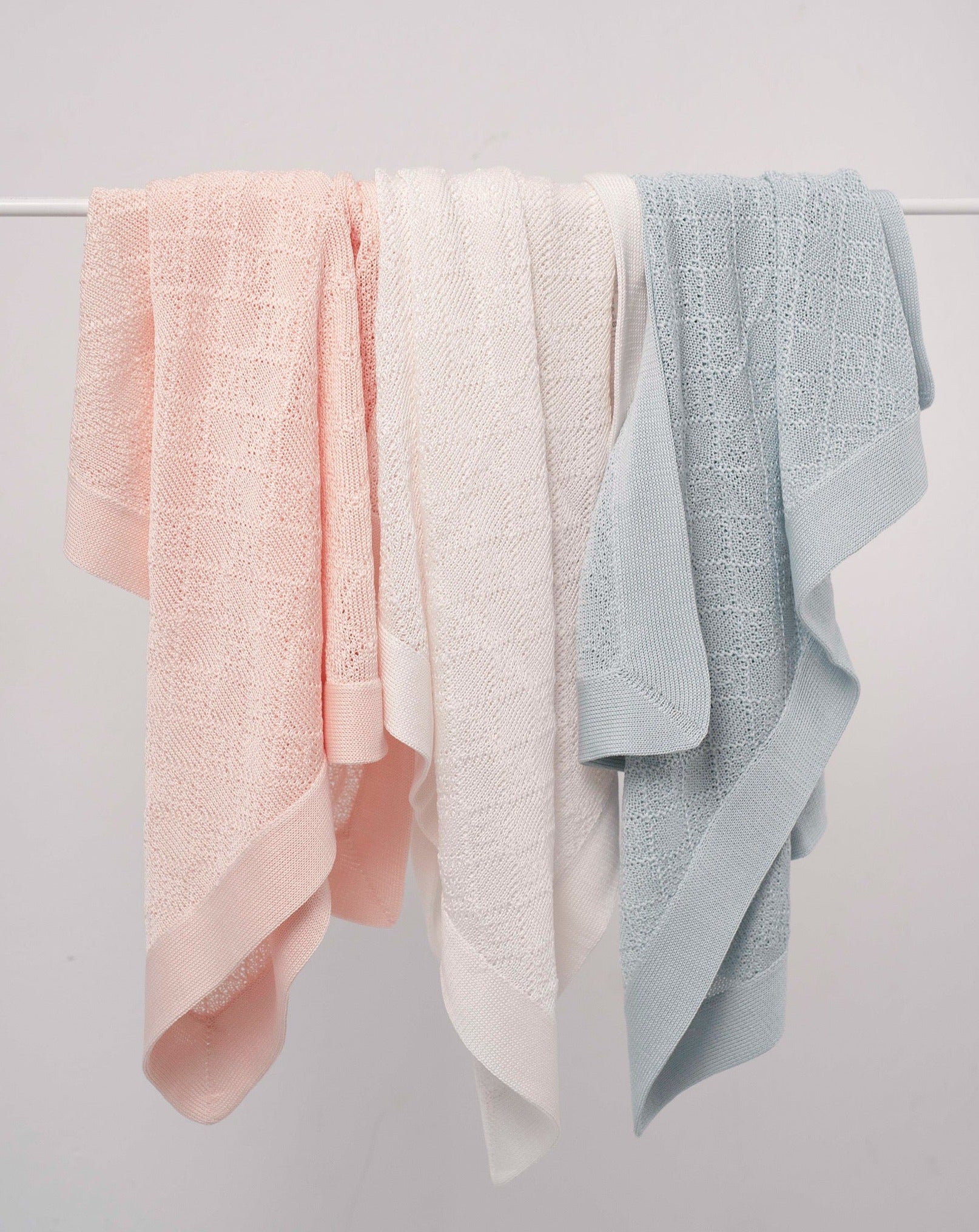 Couverture en coton perlé bleu