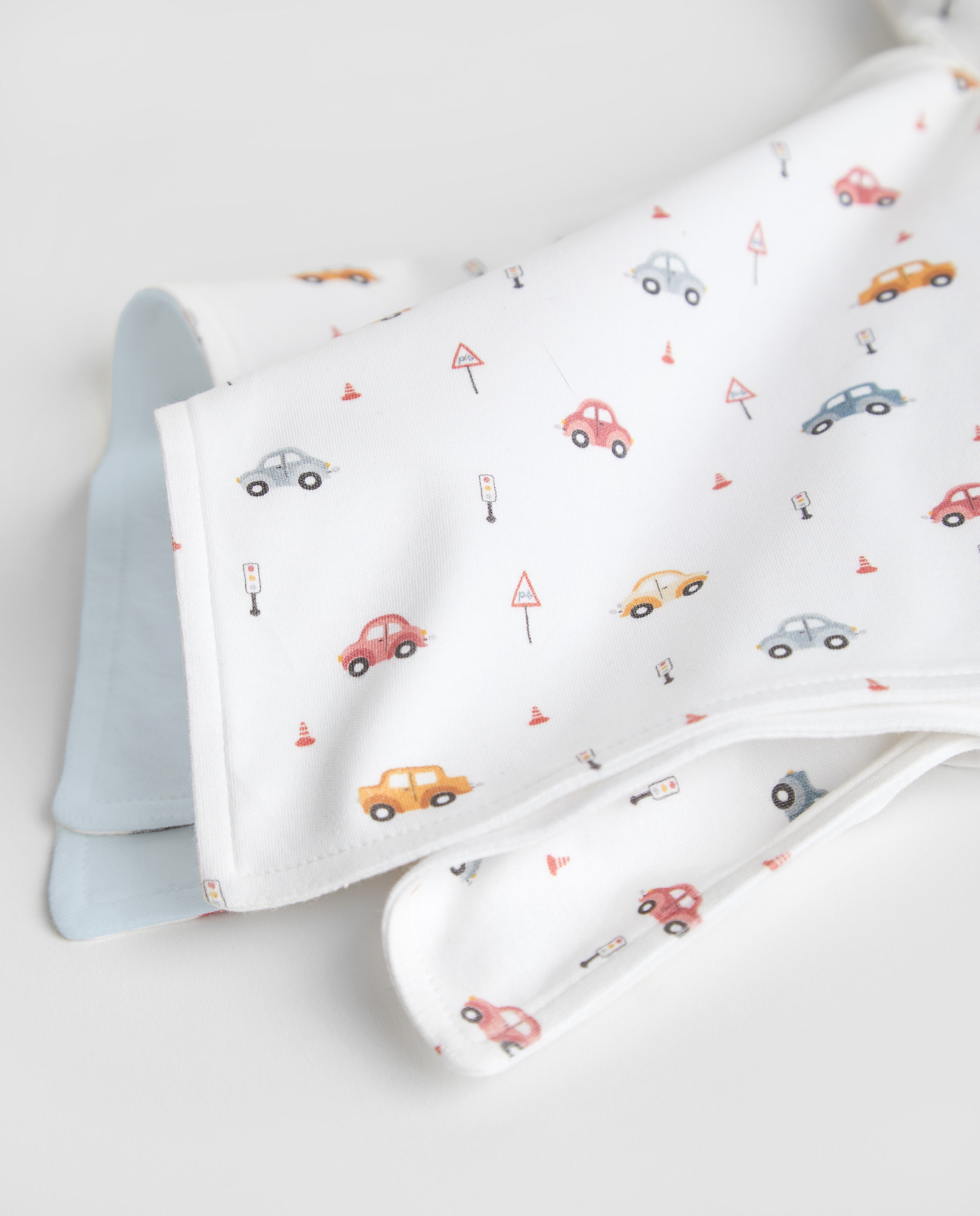Doudou Cars