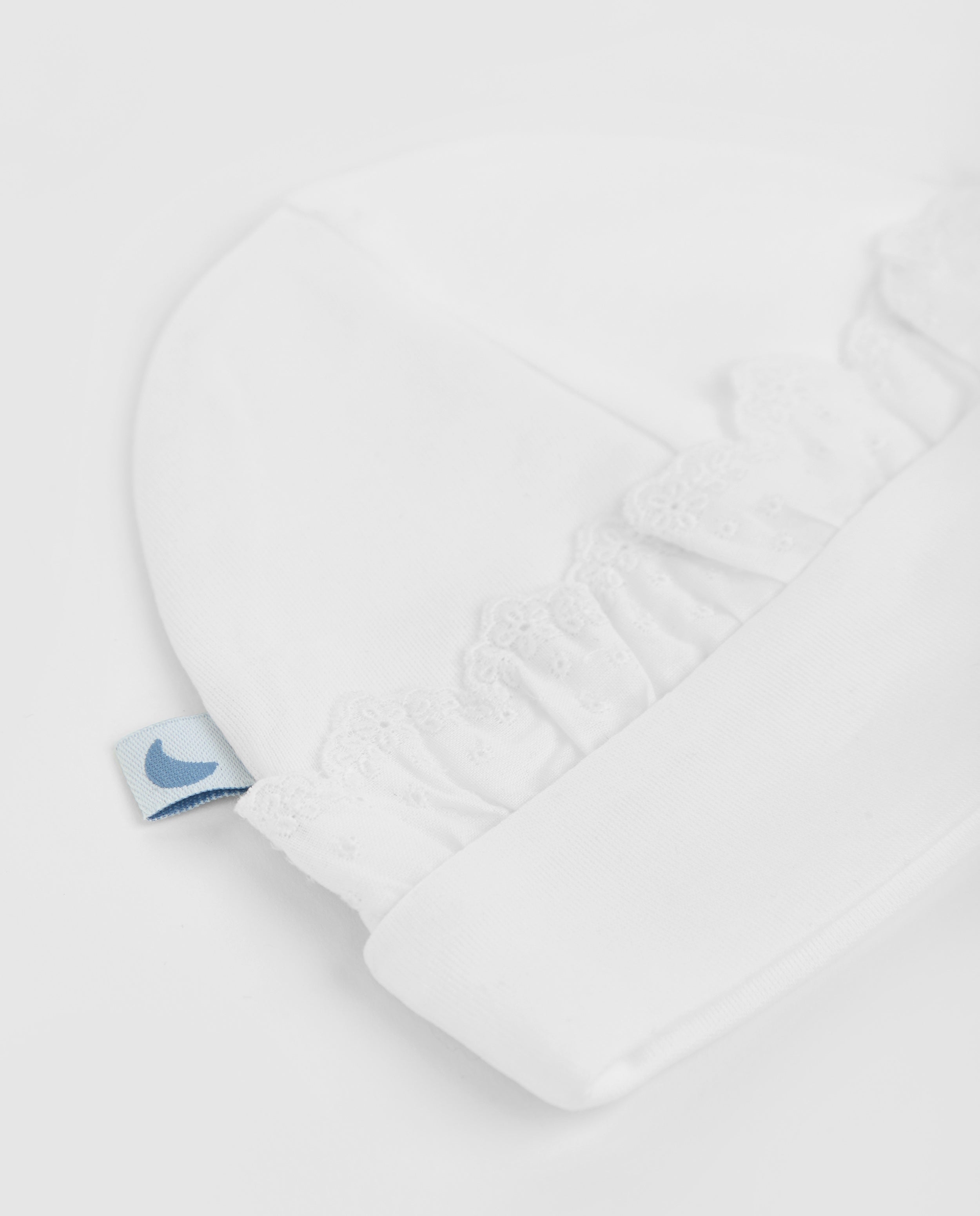 Gorrito Bebé Tira Bordada Blanco