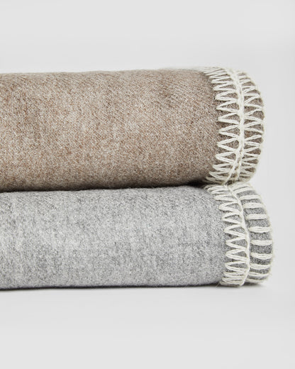 Couverture en bébé alpaga beige beige